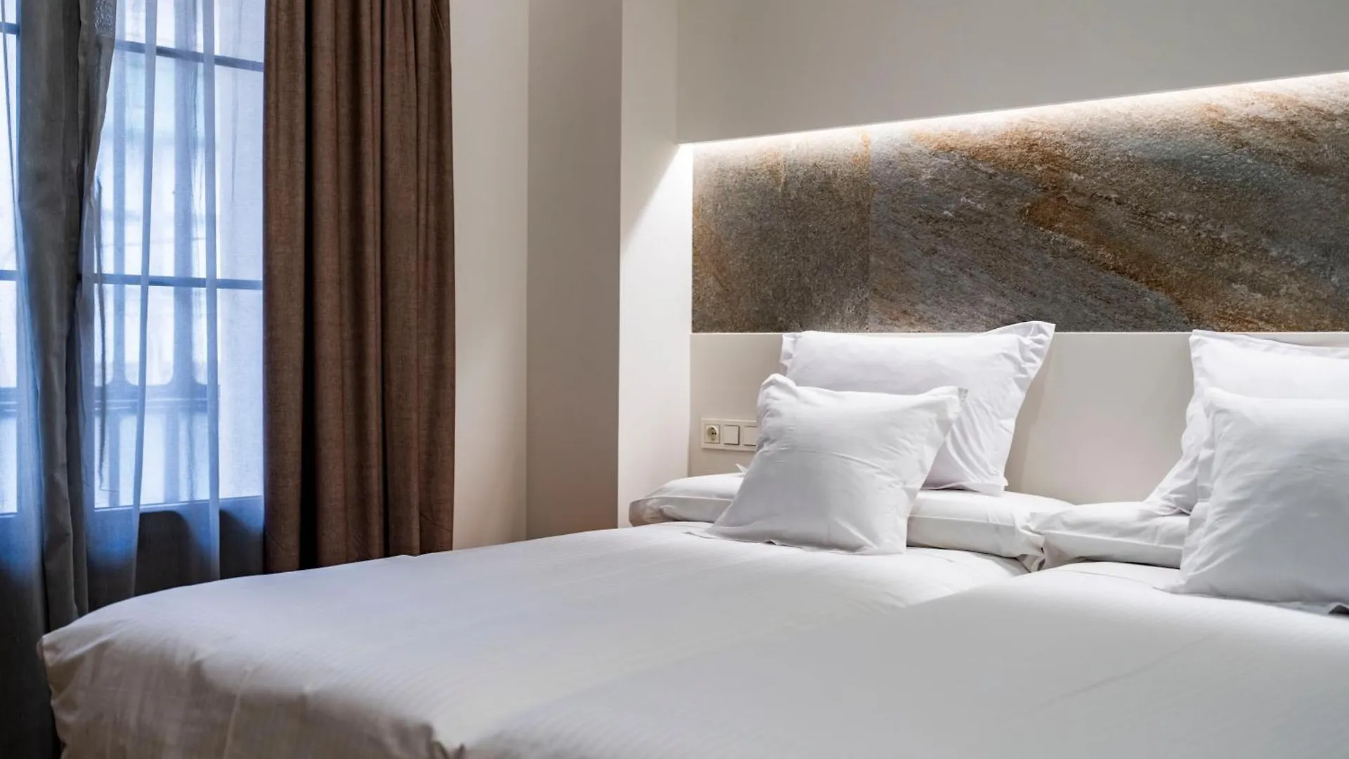 Torreluz Suites Almeria Apartment